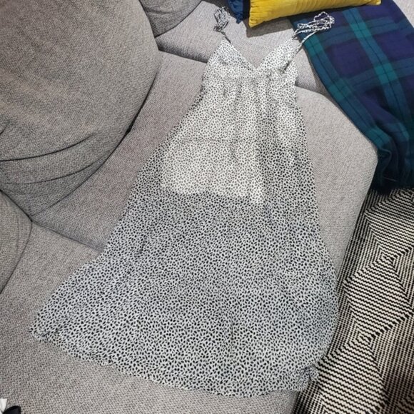 Abercrombie & Fitch Black/White Spotted Chiffon Pleated Maxi Dress - Picture 8 of 12